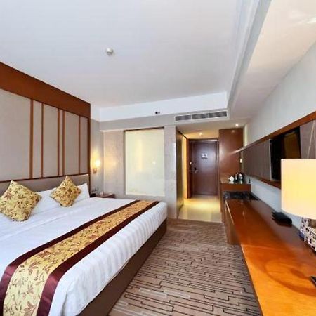 Shenyang Rayfont International Hotel Экстерьер фото