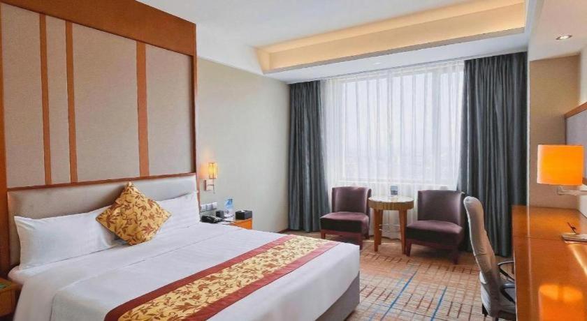 Shenyang Rayfont International Hotel Экстерьер фото