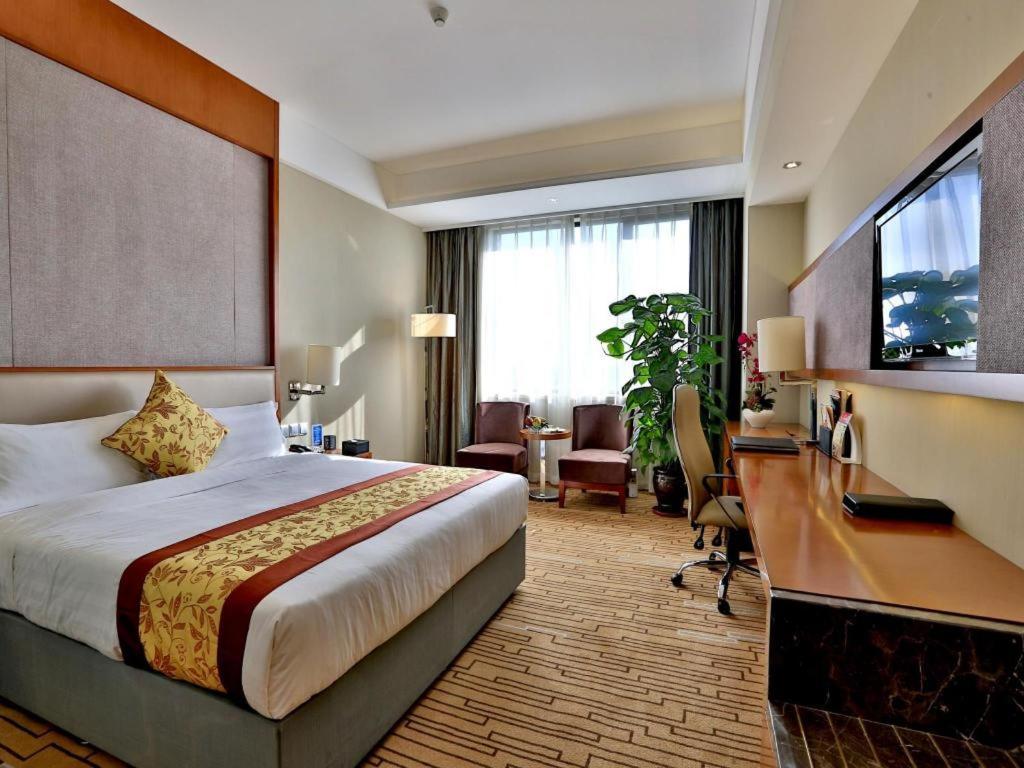 Shenyang Rayfont International Hotel Экстерьер фото
