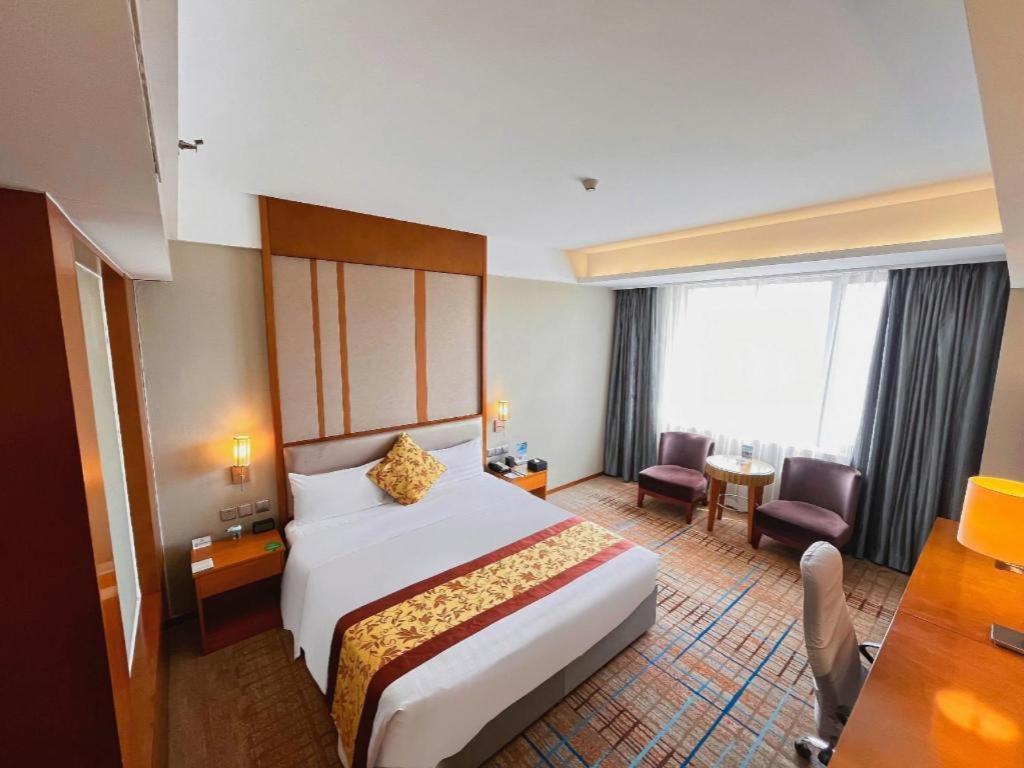 Shenyang Rayfont International Hotel Экстерьер фото