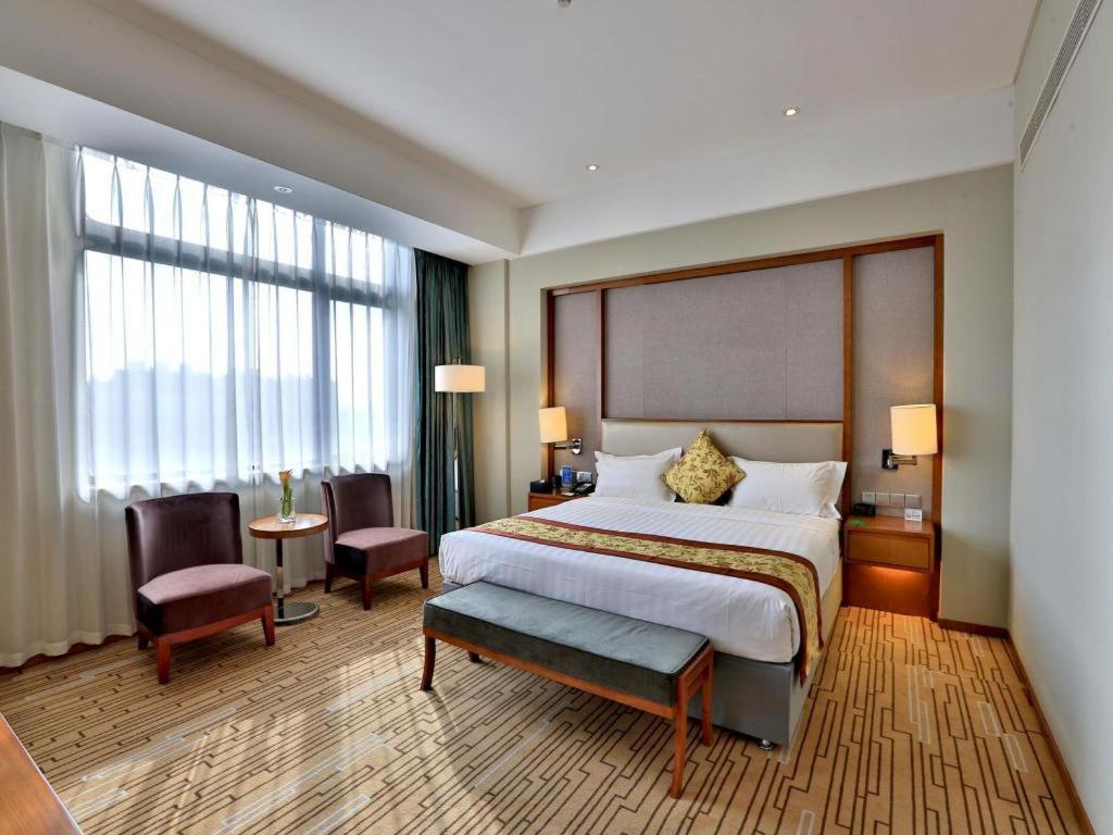 Shenyang Rayfont International Hotel Экстерьер фото