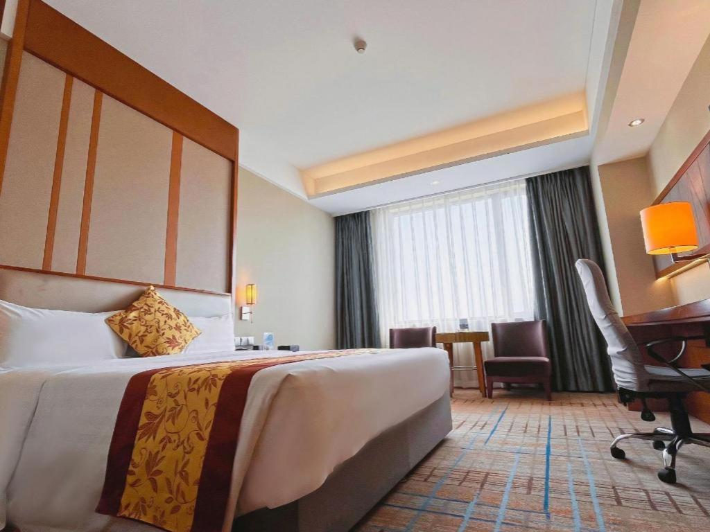 Shenyang Rayfont International Hotel Экстерьер фото